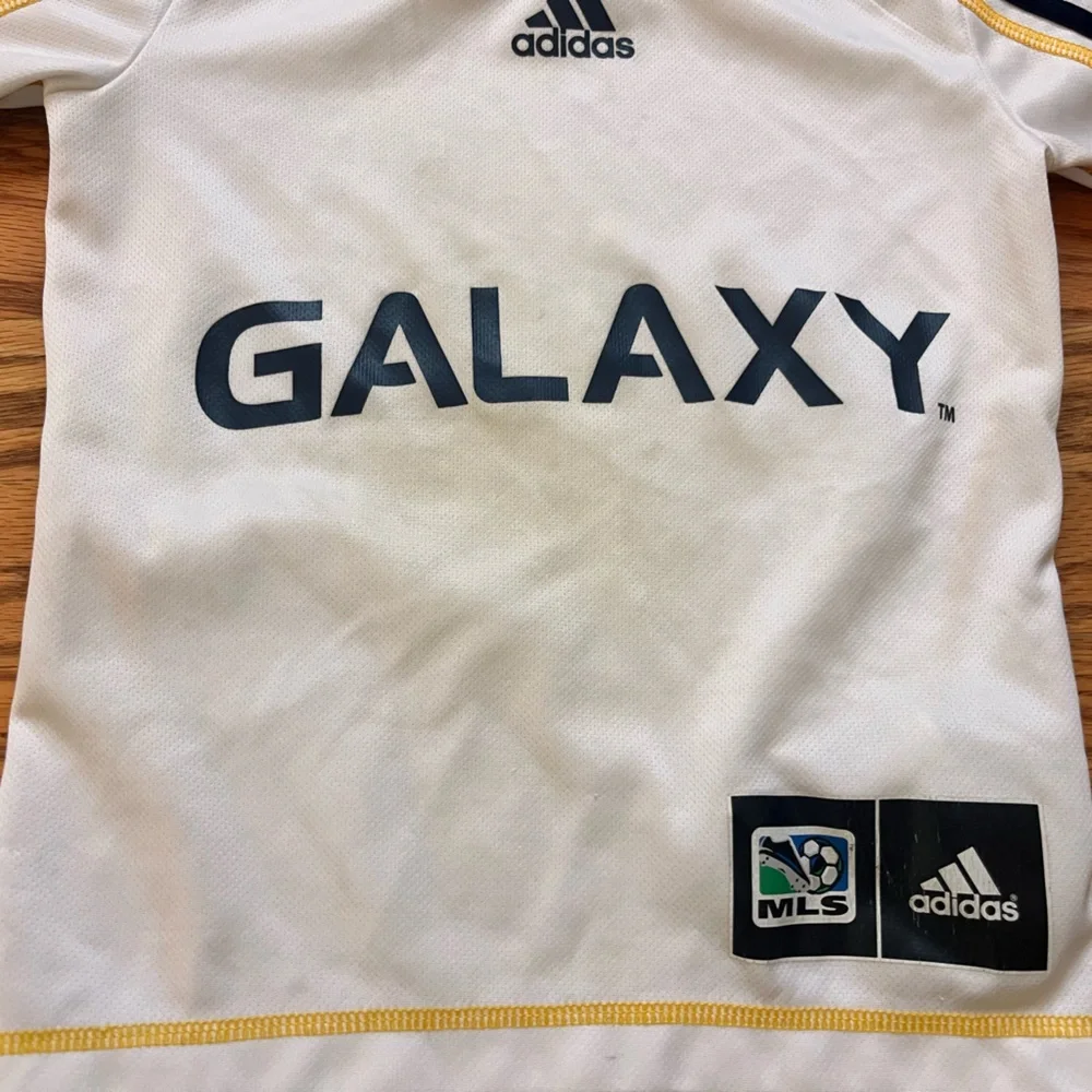 Adidas Kids Galaxy Jersey Sz 4 - Picture 2 of 2